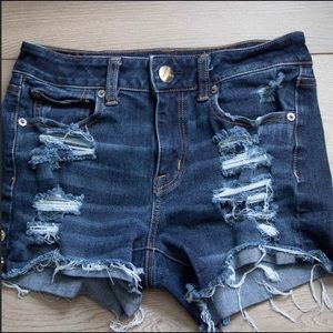 Distressed American Eagle Hi-Rise shortie stretch